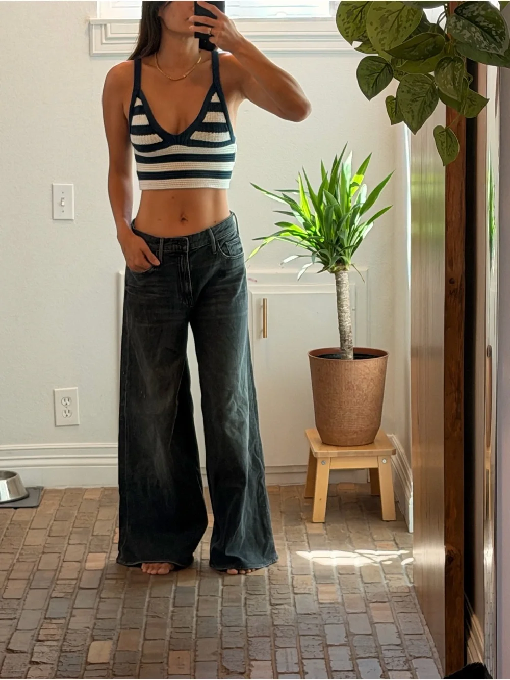 MOTHER Wide-Leg High-Rise Jeans in Washed Black-Green